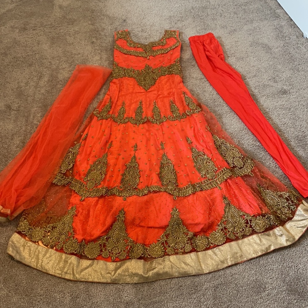 Orange & gold salwar Indian dress plus pants & scarf 🧣 ♥️